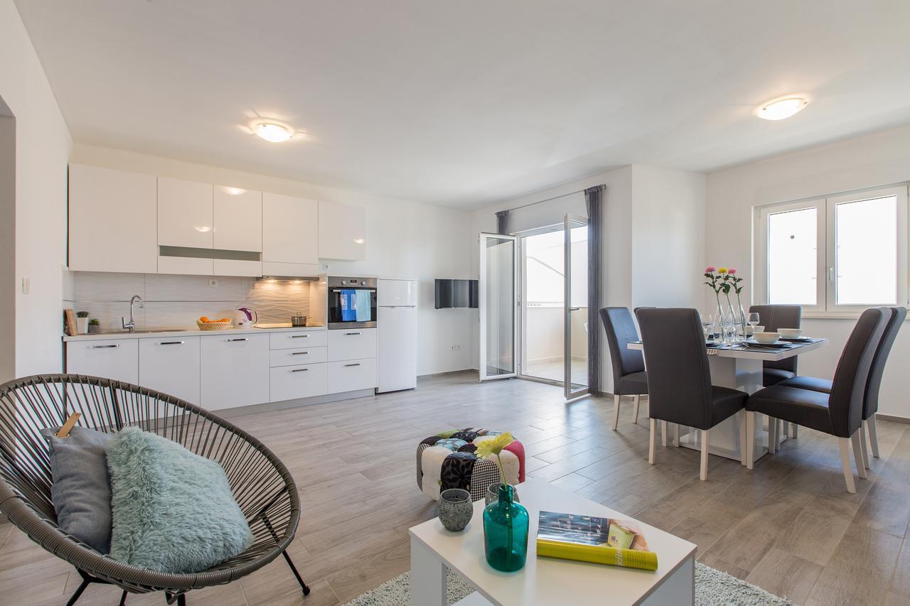 Maiv Residence - Family & Designer Suites Rogoznica  Exteriér fotografie